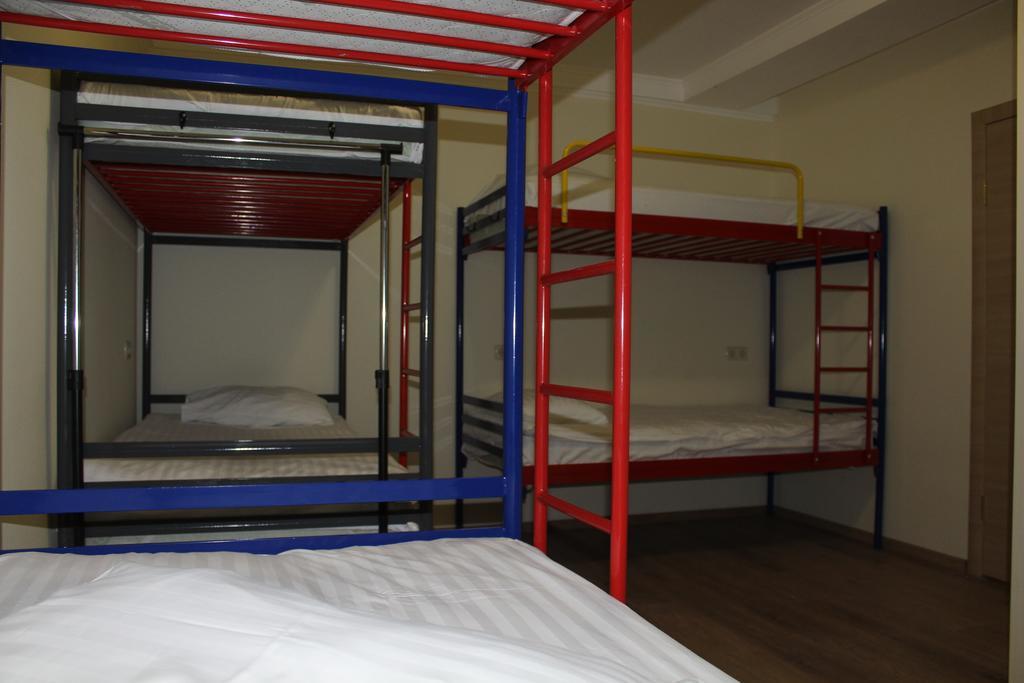Apartment On Zoolohichna Street 12/15 基輔 客房 照片